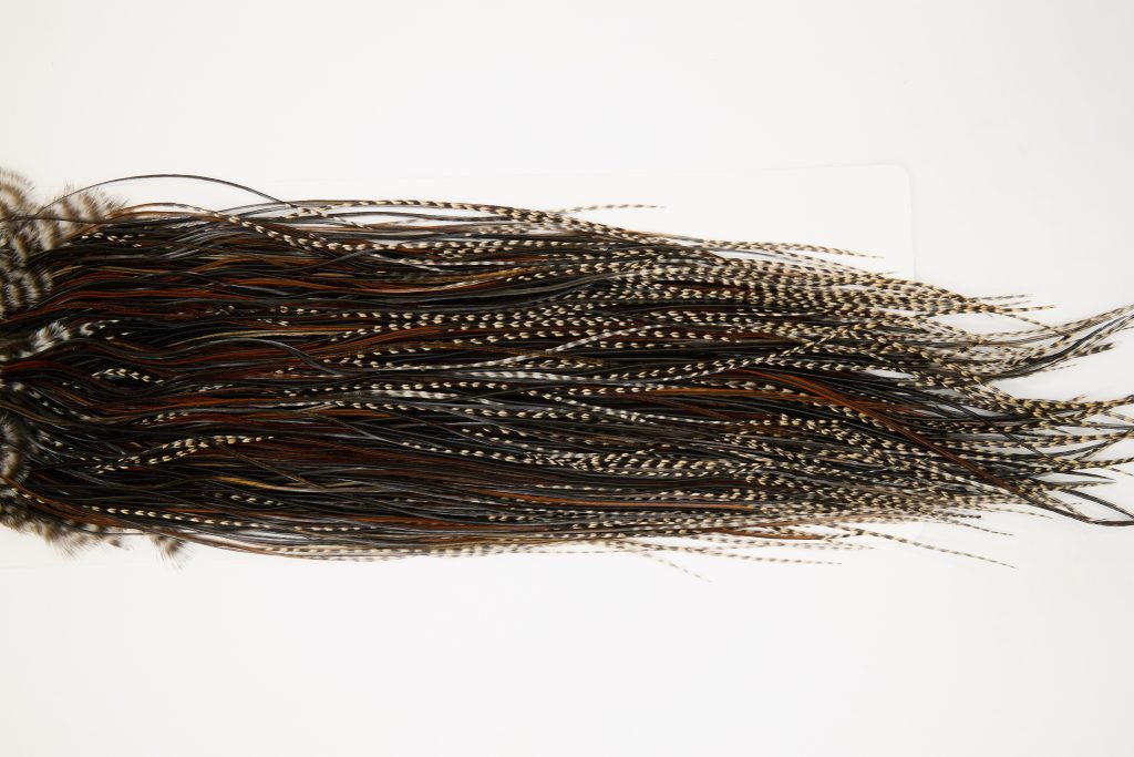 12457 Heritage Dry Fly Hackle Grade 2 Rooster Saddle Grizzly Variant Ties Size 16-18