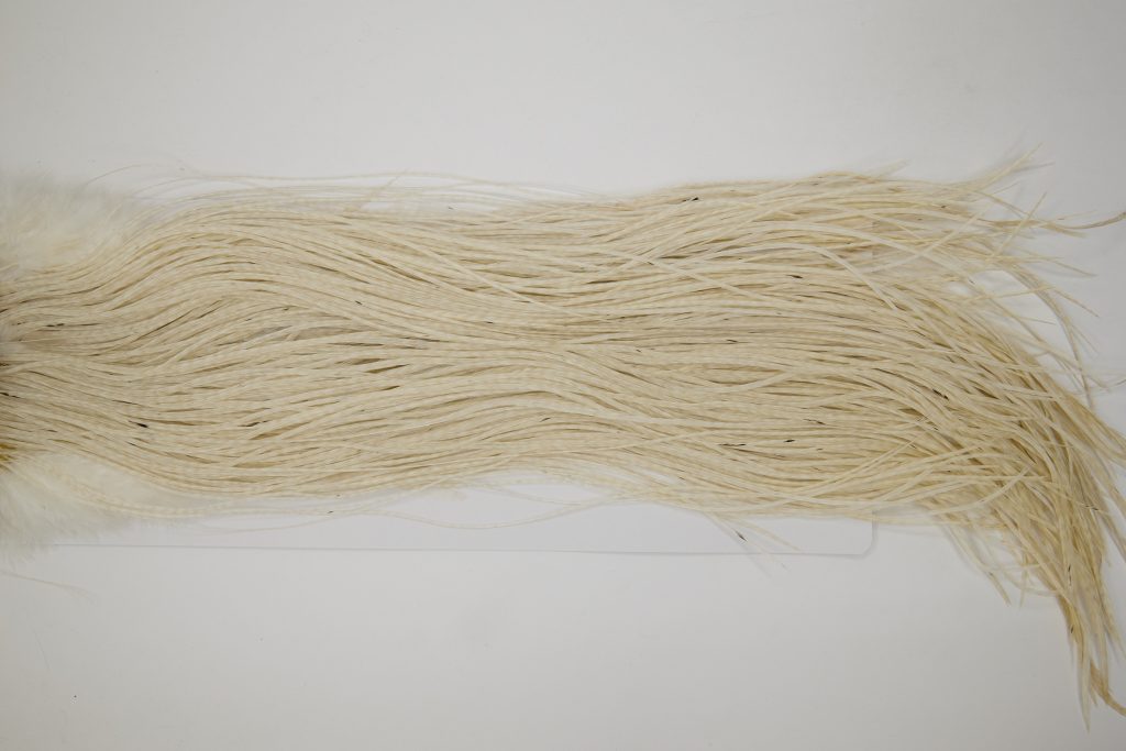 12802 Whiting Hackle Gold Grade Midge Saddle White Ties Size 16-20