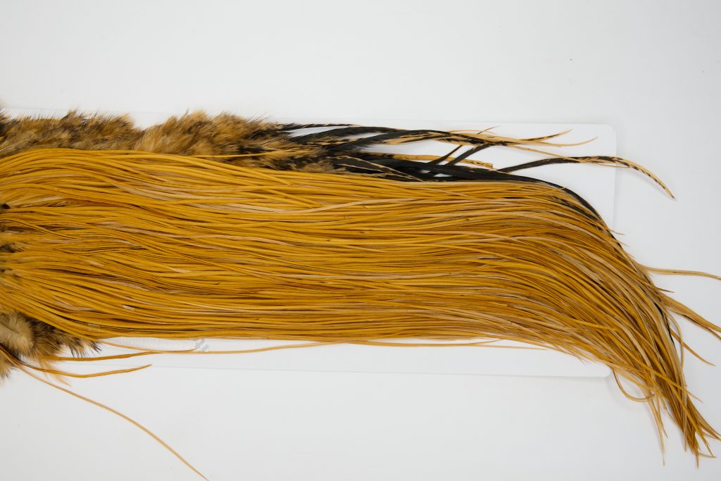 12909 Whiting Dry Fly Hackle Bronze Grade Rooster Saddle Medium Ginger Ties Size 16-18