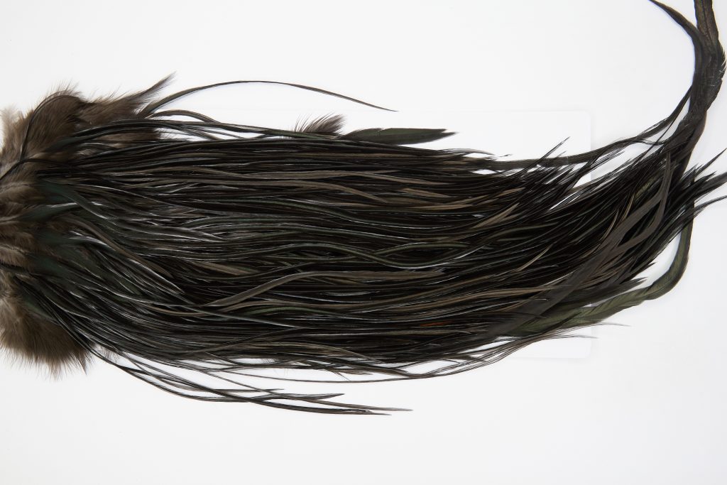 13086 Hebert Dry Fly Hackle Bronze Grade Rooster Saddle Black Ties Size 10-14