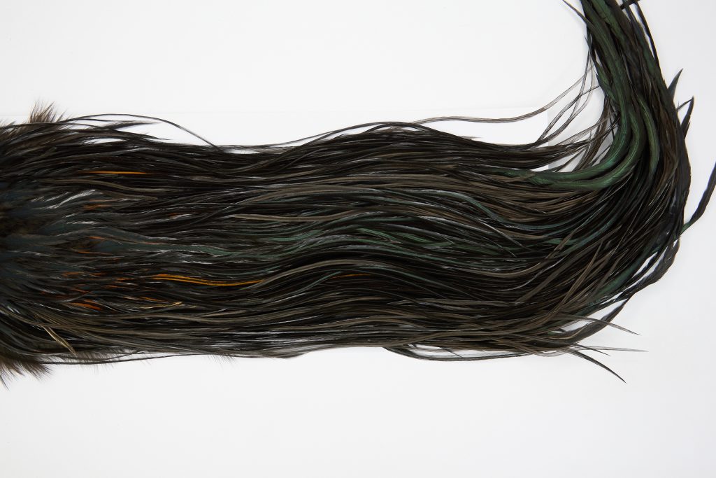 13088 Hebert Dry Fly Hackle Bronze Grade Rooster Saddle Black Ties Size 12-16